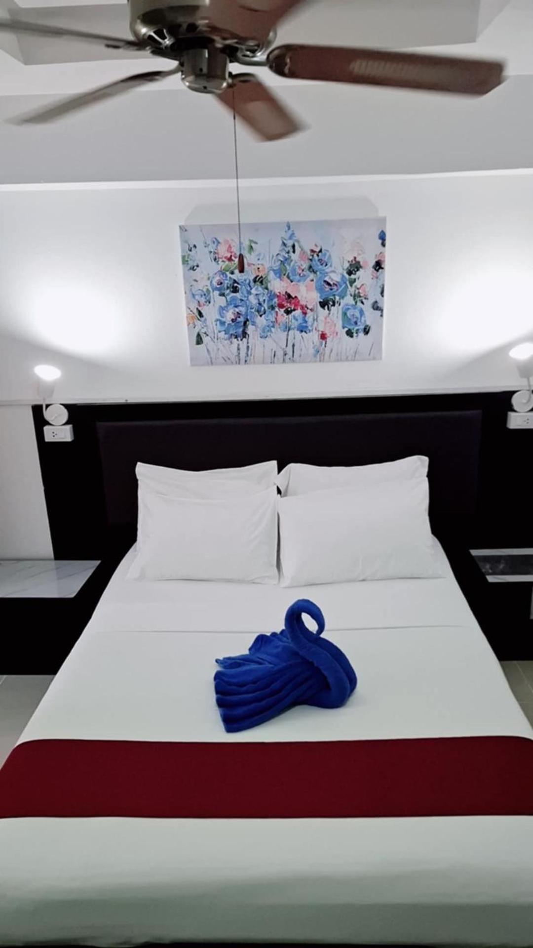 Boomerang Inn Phuket Luaran gambar